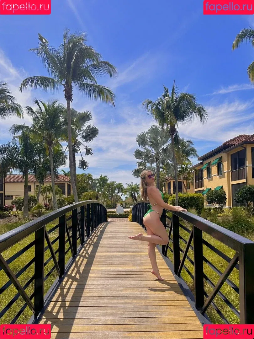 Sabrina Brier Onlyfans Photo Gallery 