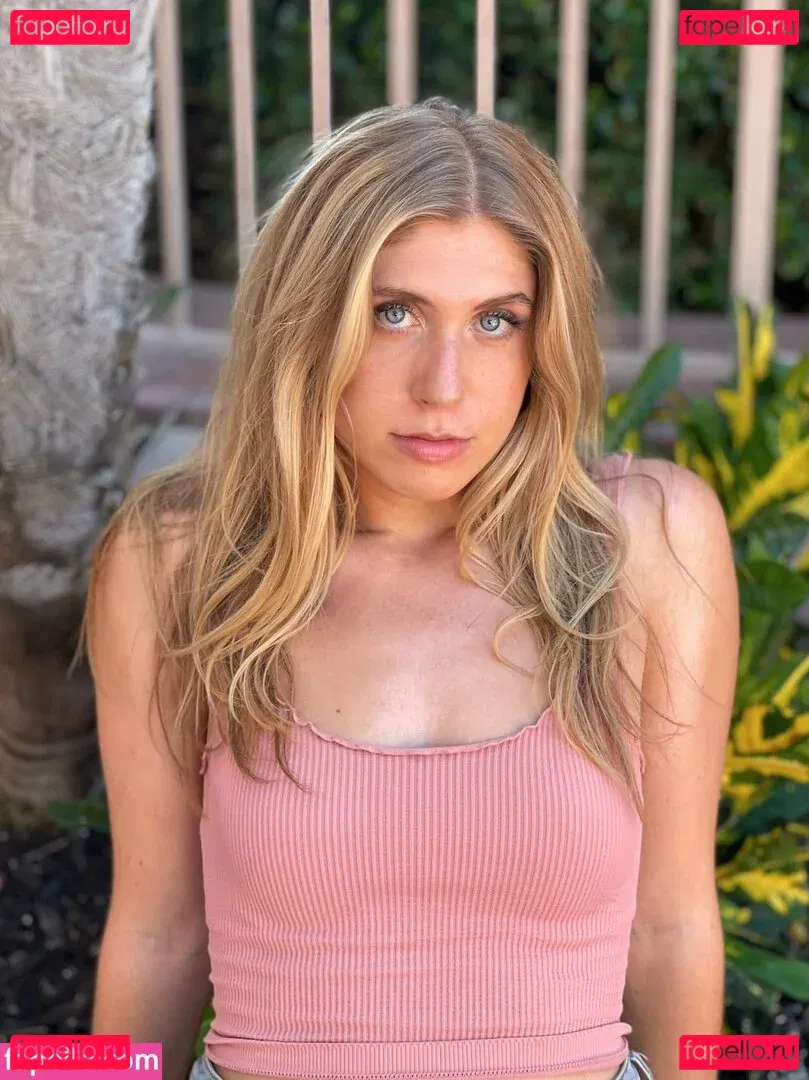 Sabrina Brier Onlyfans Photo Gallery 