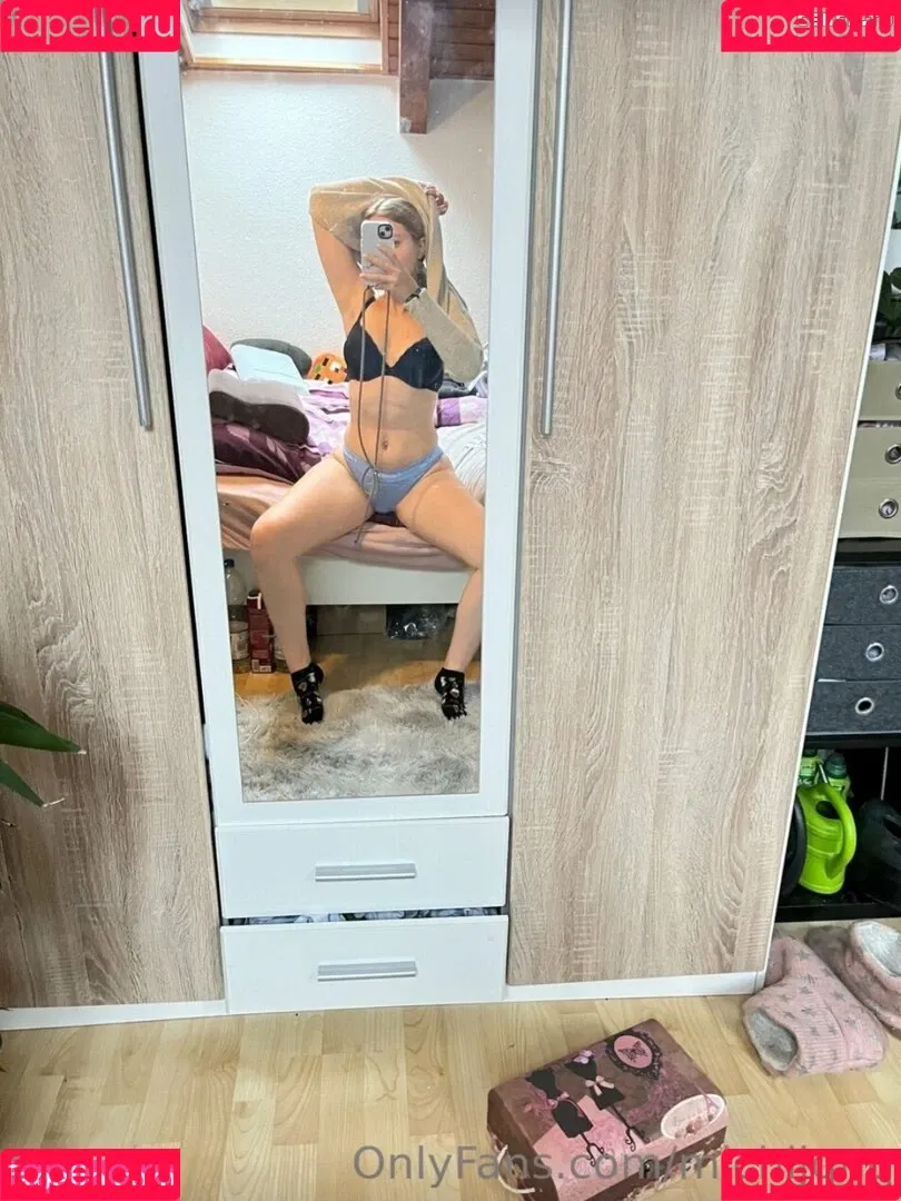 Mrs.kuechler Onlyfans Photo Gallery 