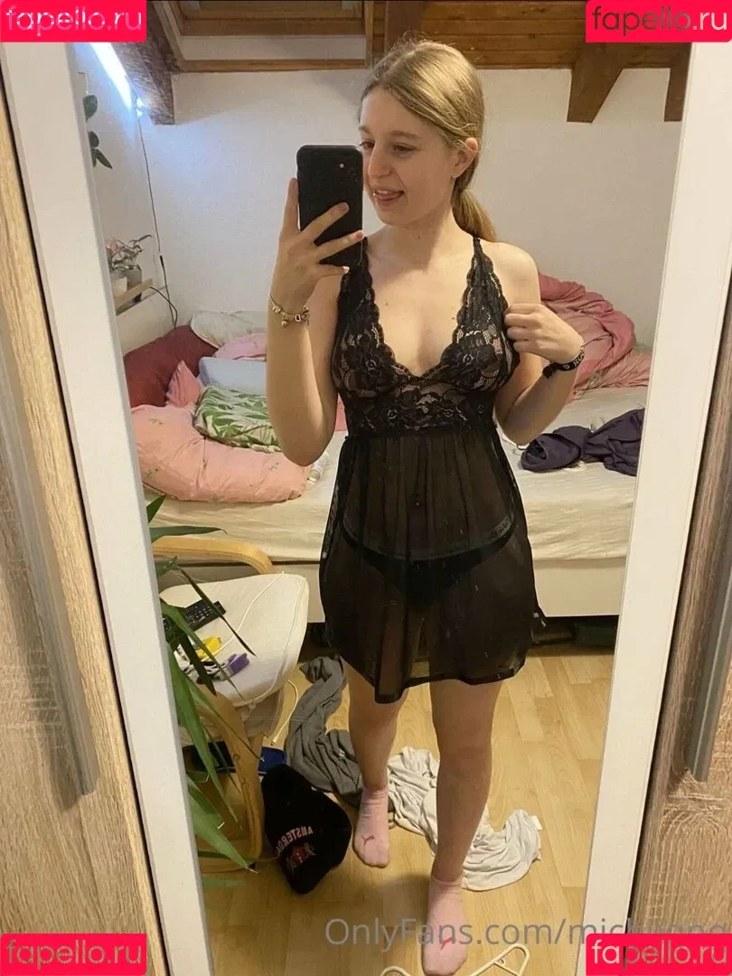 Mrs.kuechler Onlyfans Photo Gallery 