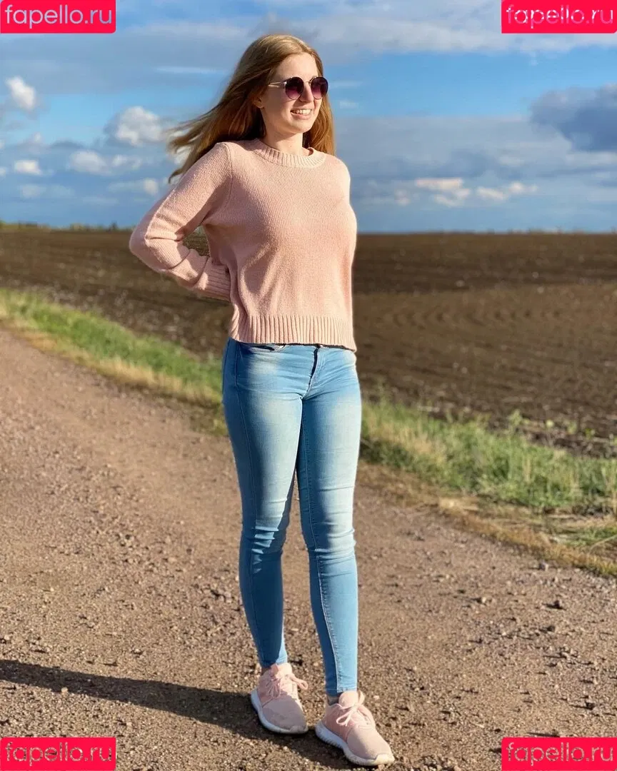 Mrs.kuechler Onlyfans Photo Gallery 