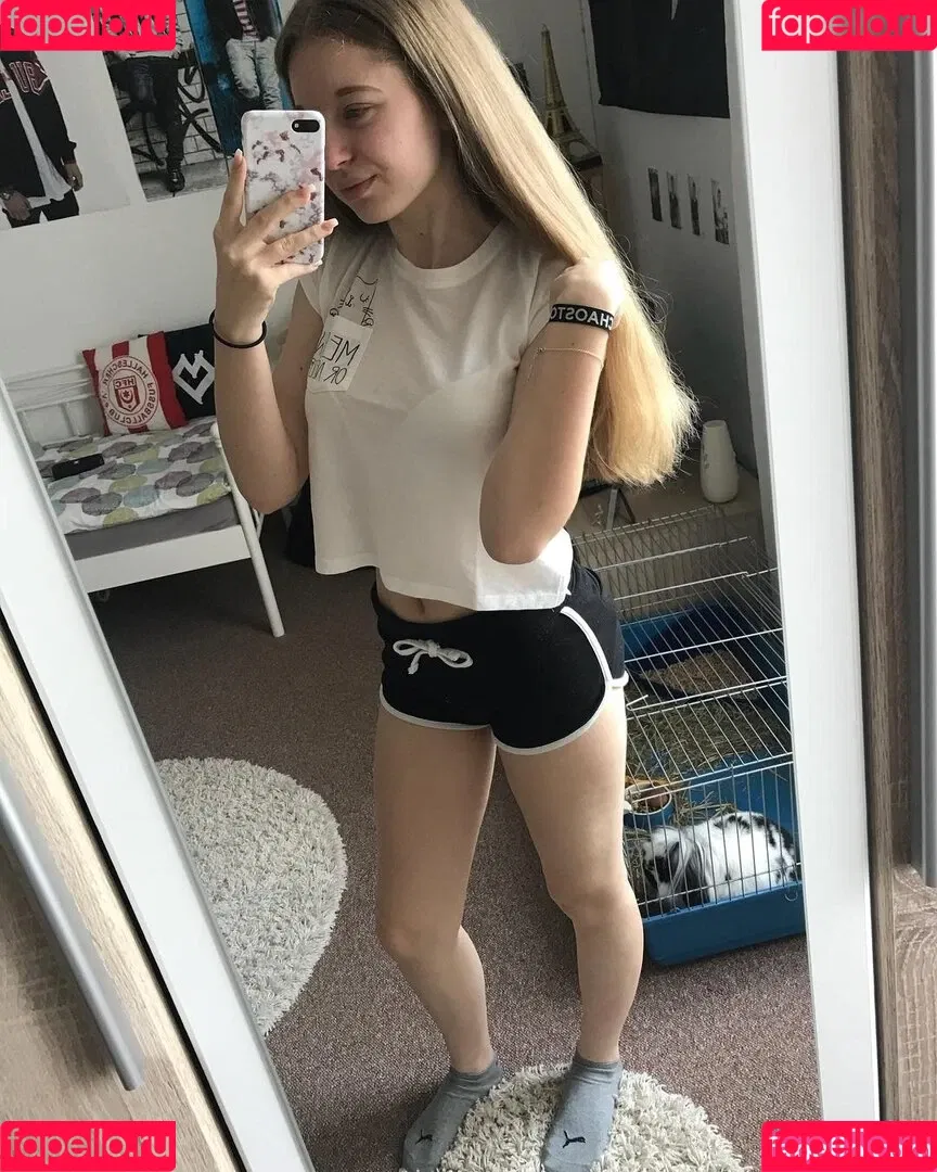 Mrs.kuechler Onlyfans Photo Gallery 
