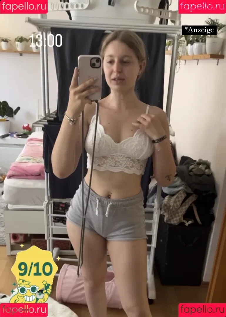 Mrs.kuechler Onlyfans Photo Gallery 