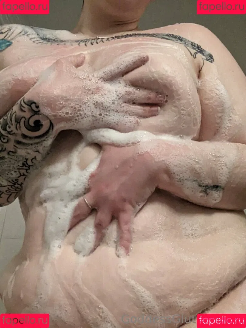 mommyglutton Onlyfans Photo Gallery 
