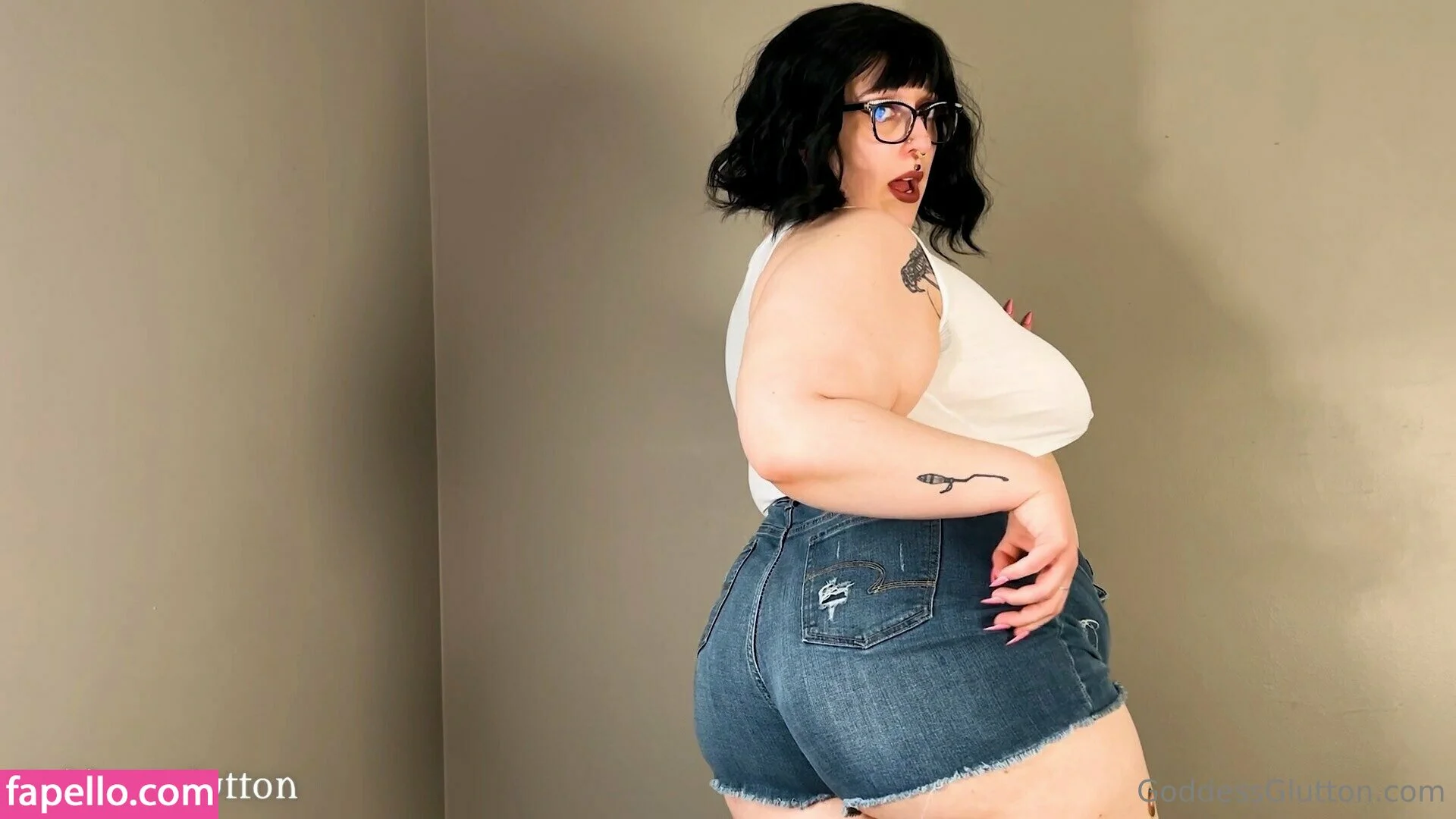 mommyglutton Onlyfans Photo Gallery 