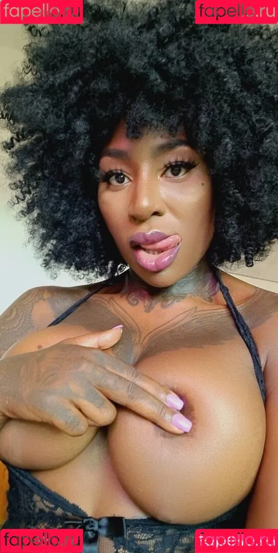 Josy Black Onlyfans Photo Gallery 