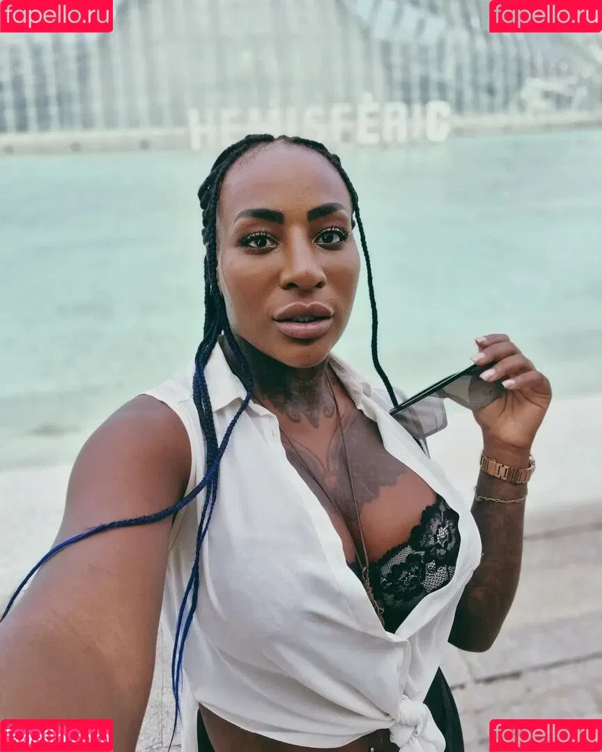 Josy Black Onlyfans Photo Gallery 