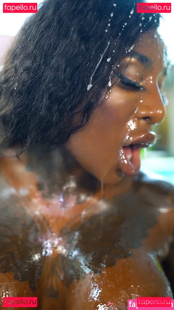 Josy Black Onlyfans Photo Gallery 