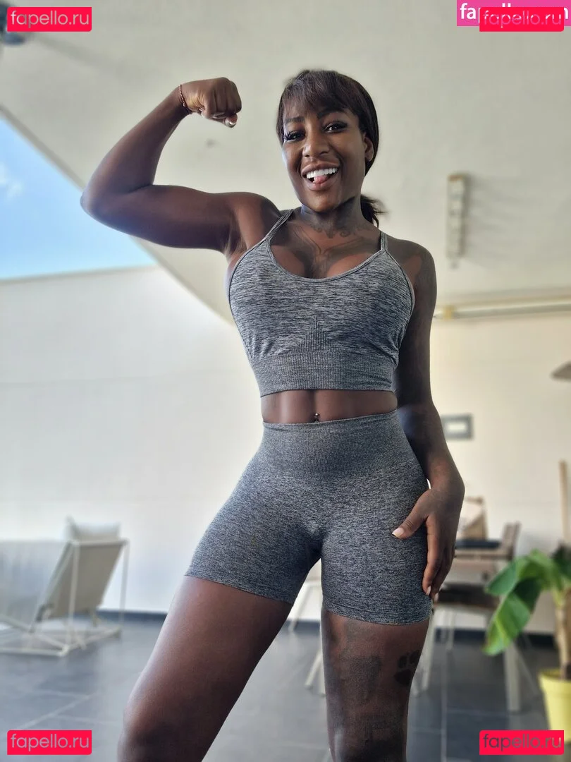 Josy Black Onlyfans Photo Gallery 