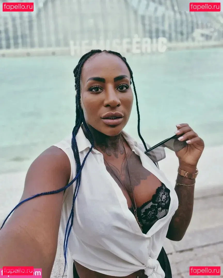 Josy Black Onlyfans Photo Gallery 