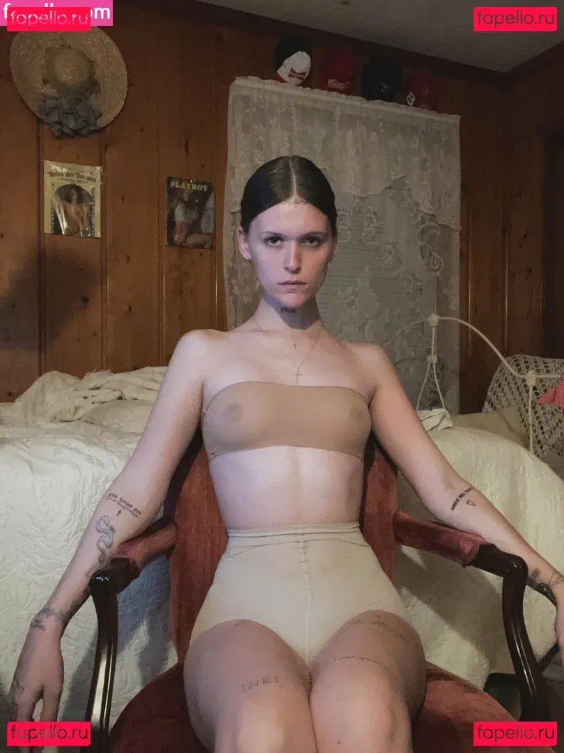 Ethel Cain Onlyfans Photo Gallery 