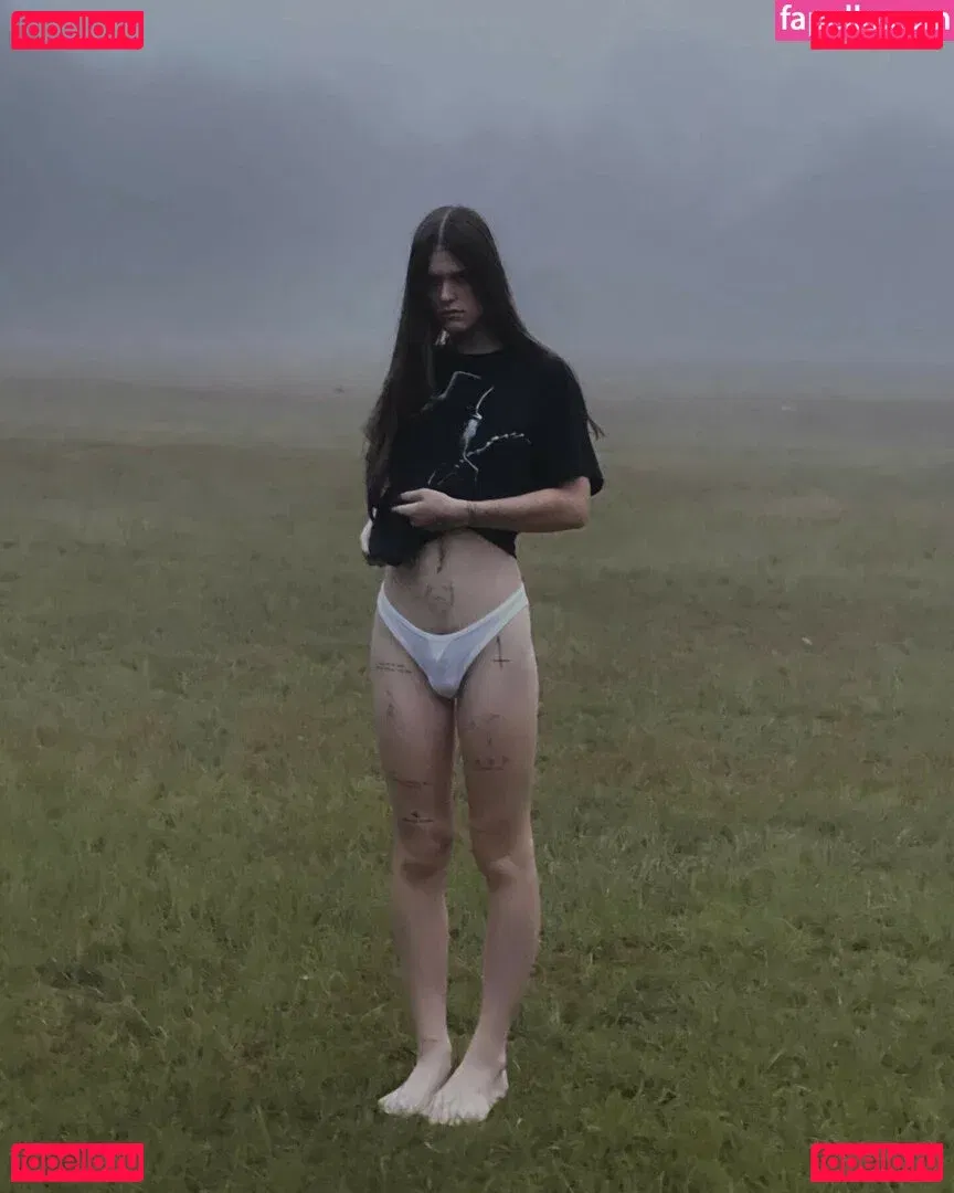 Ethel Cain Onlyfans Photo Gallery 