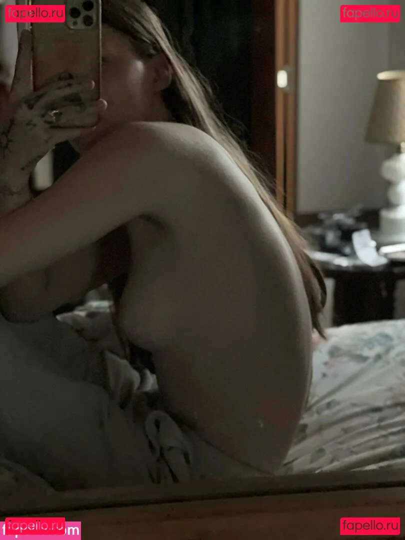 Ethel Cain Onlyfans Photo Gallery 