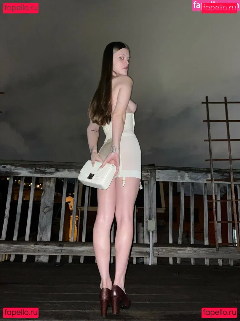 Ethel Cain Onlyfans Photo Gallery 