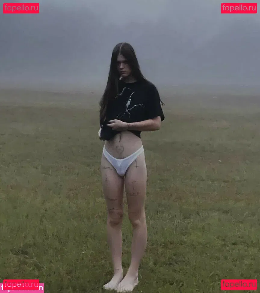 Ethel Cain Onlyfans Photo Gallery 