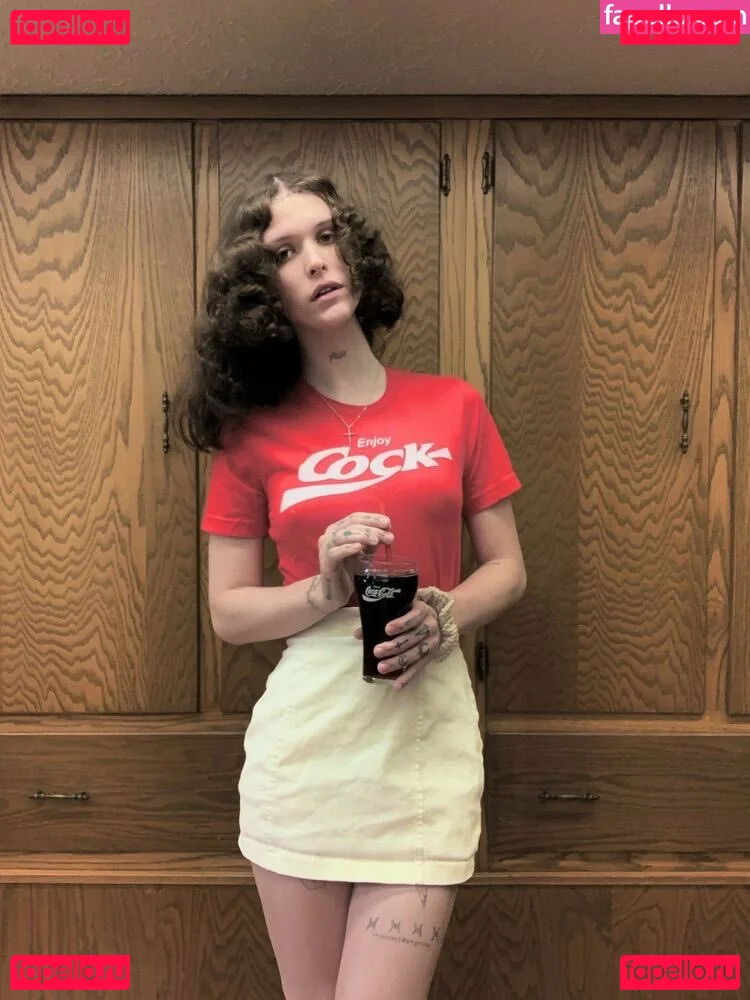 Ethel Cain Onlyfans Photo Gallery 