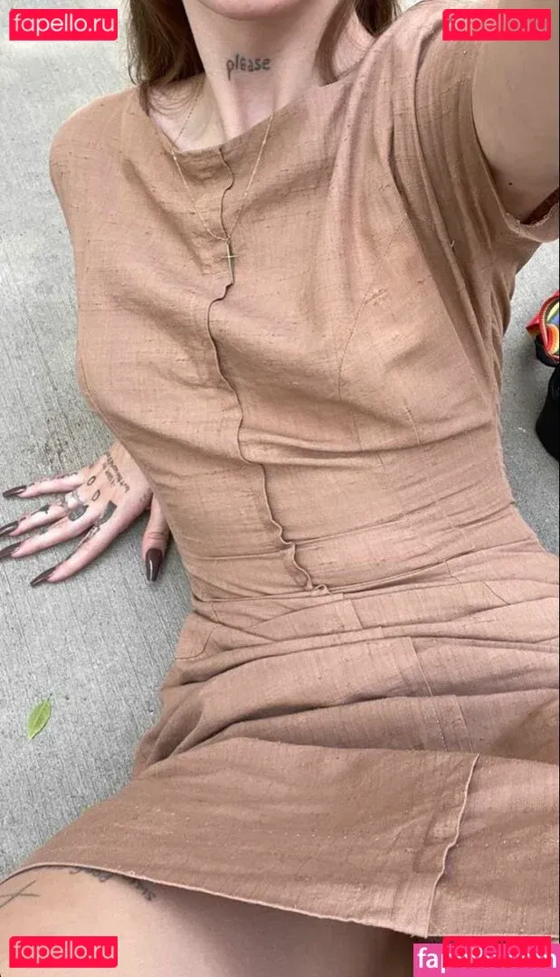 Ethel Cain Onlyfans Photo Gallery 