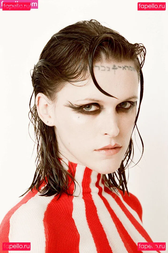 Ethel Cain Onlyfans Photo Gallery 