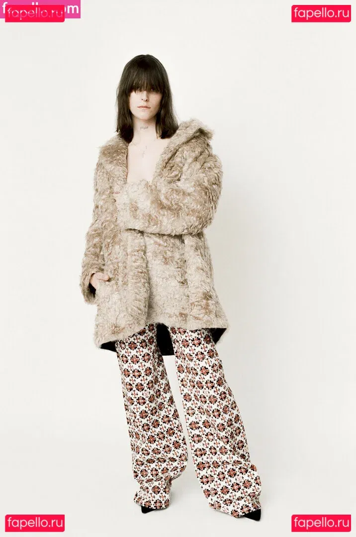 Ethel Cain Onlyfans Photo Gallery 