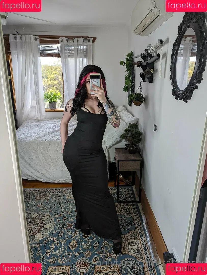 Zalariacos Onlyfans Photo Gallery 