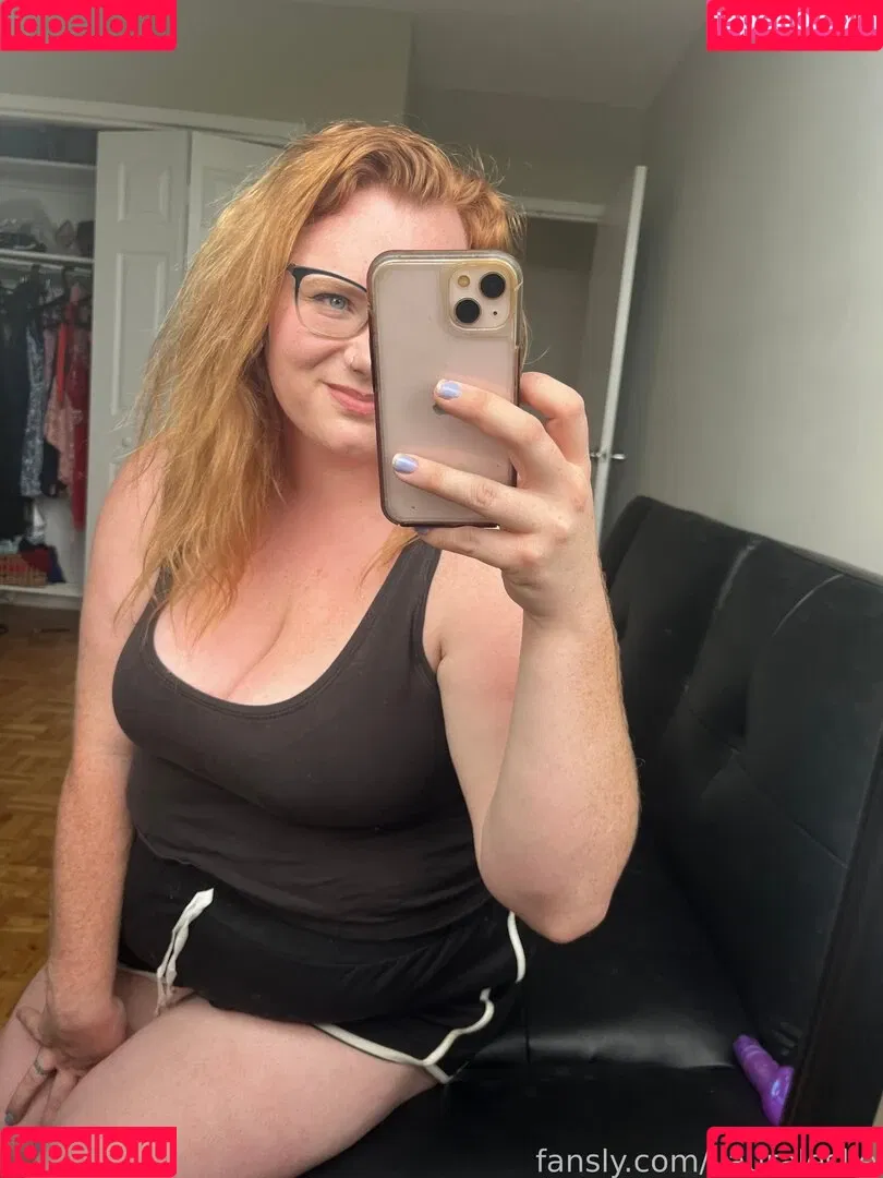Lauraleslie Onlyfans Photo Gallery 
