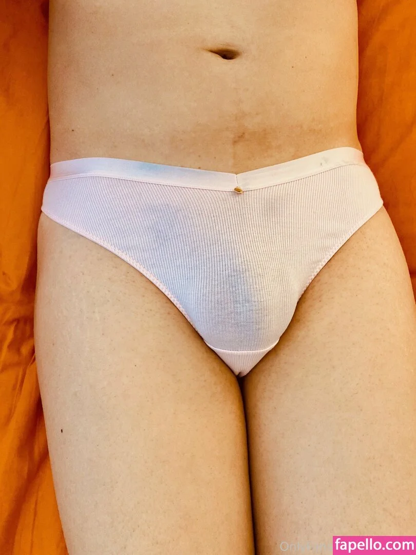 rinavolpina Onlyfans Photo Gallery 