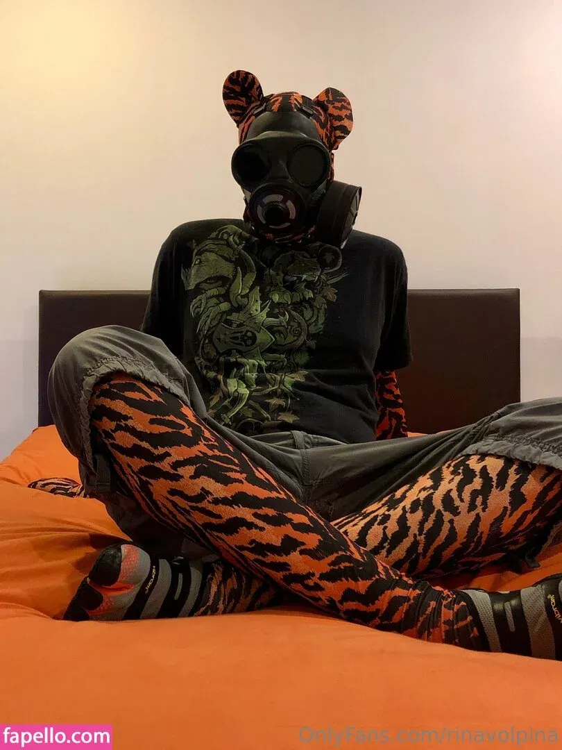 rinavolpina Onlyfans Photo Gallery 