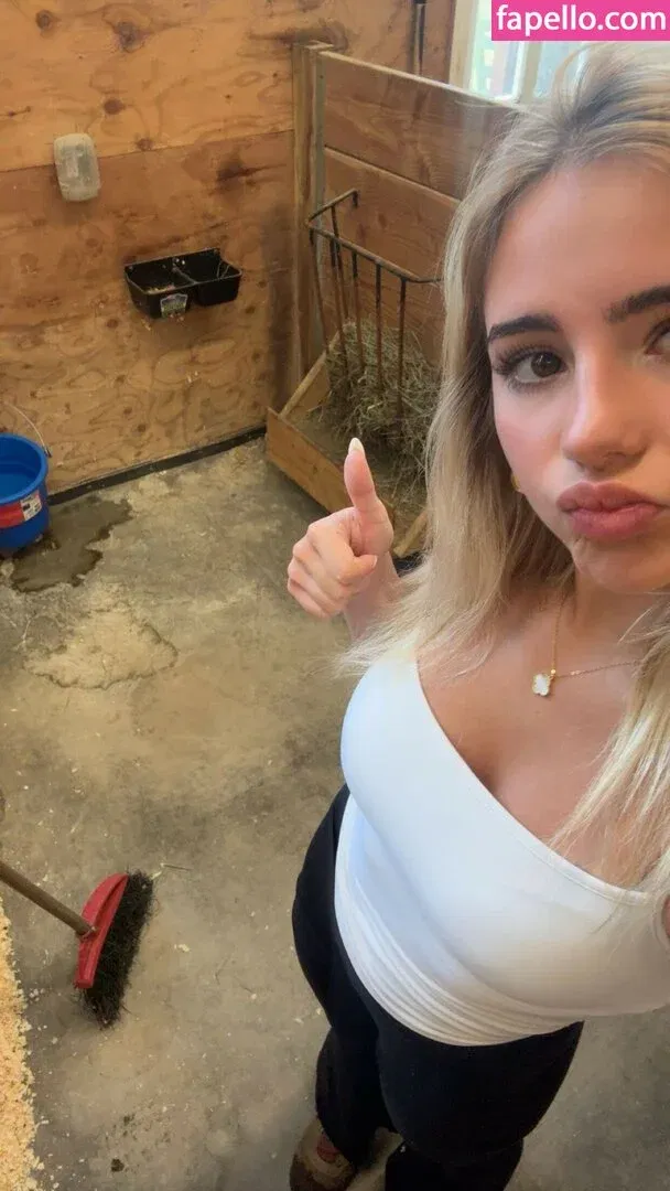 Hippicam Onlyfans Photo Gallery 