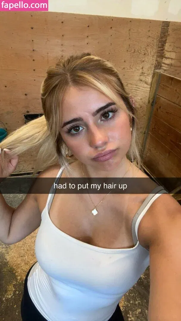 Hippicam Onlyfans Photo Gallery 