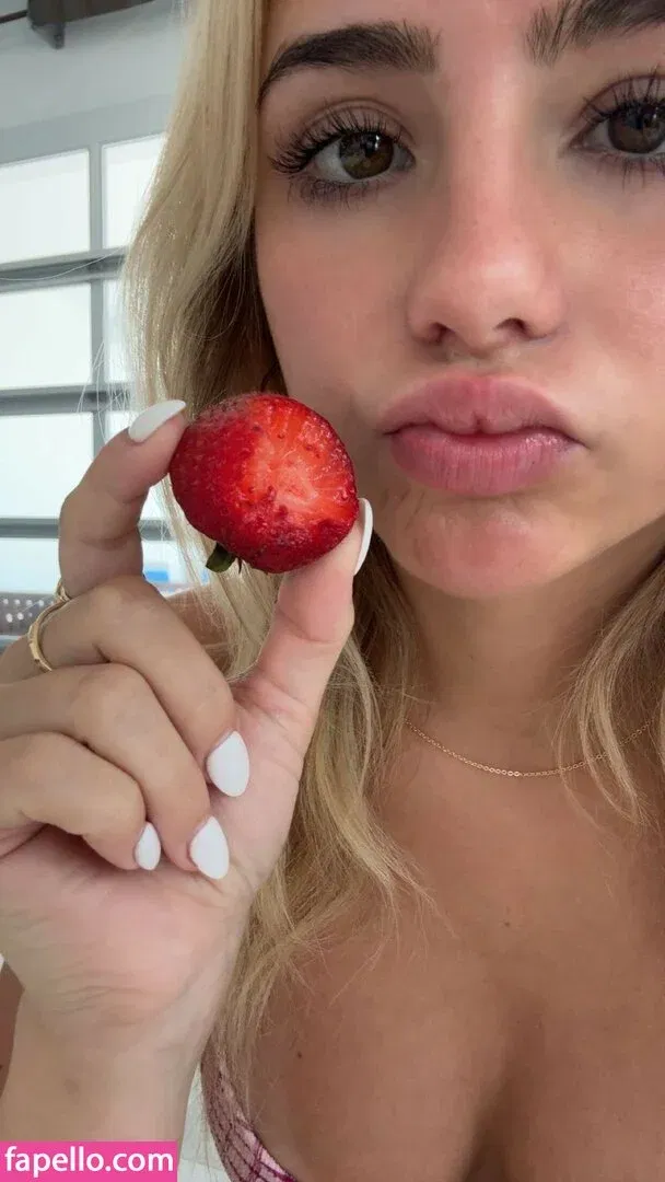 Hippicam Onlyfans Photo Gallery 