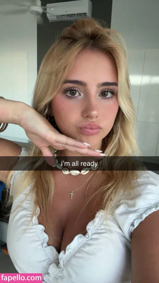 Hippicam Onlyfans Photo Gallery 