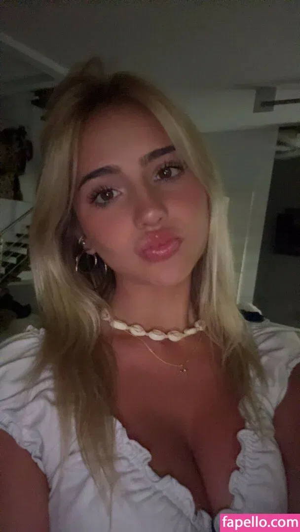 Hippicam Onlyfans Photo Gallery 