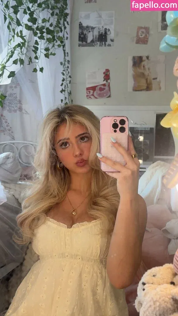 Hippicam Onlyfans Photo Gallery 