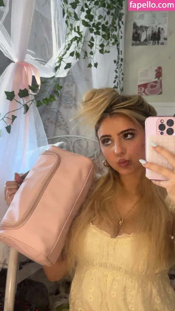 Hippicam Onlyfans Photo Gallery 