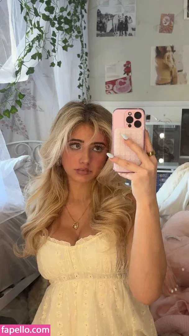 Hippicam Onlyfans Photo Gallery 