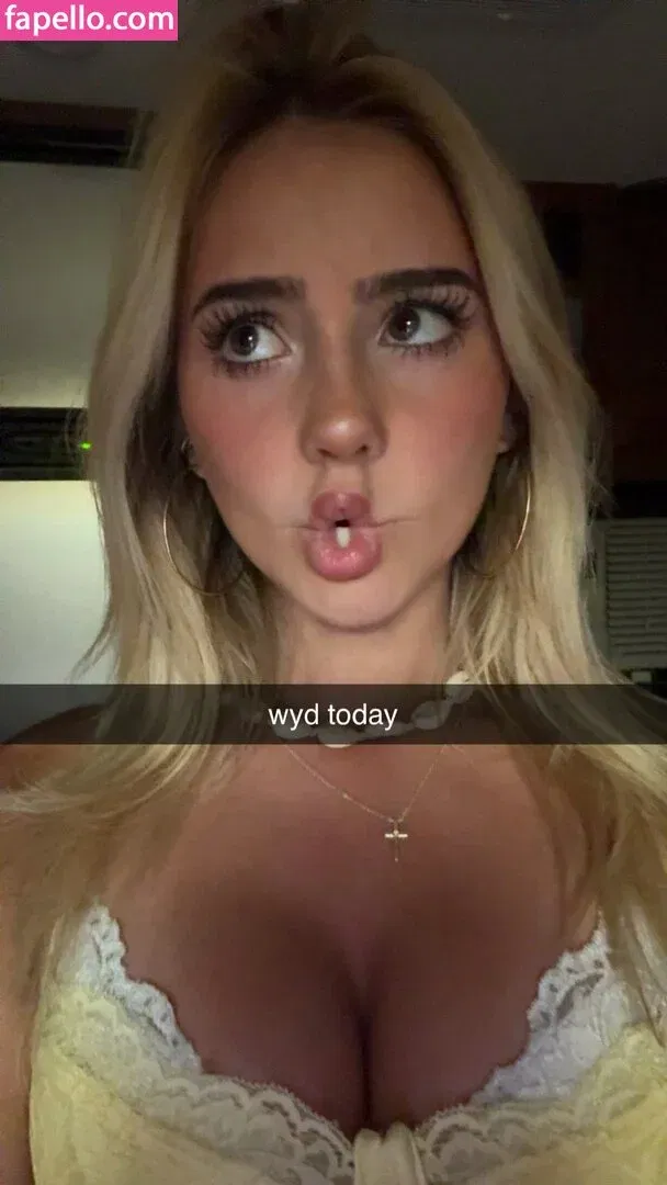 Hippicam Onlyfans Photo Gallery 