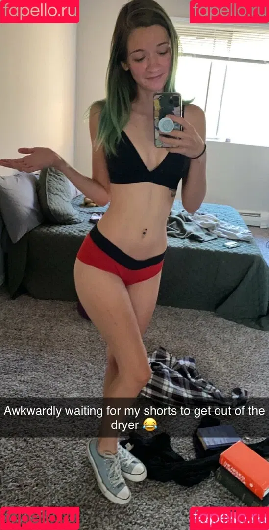 EveElliot Onlyfans Photo Gallery 