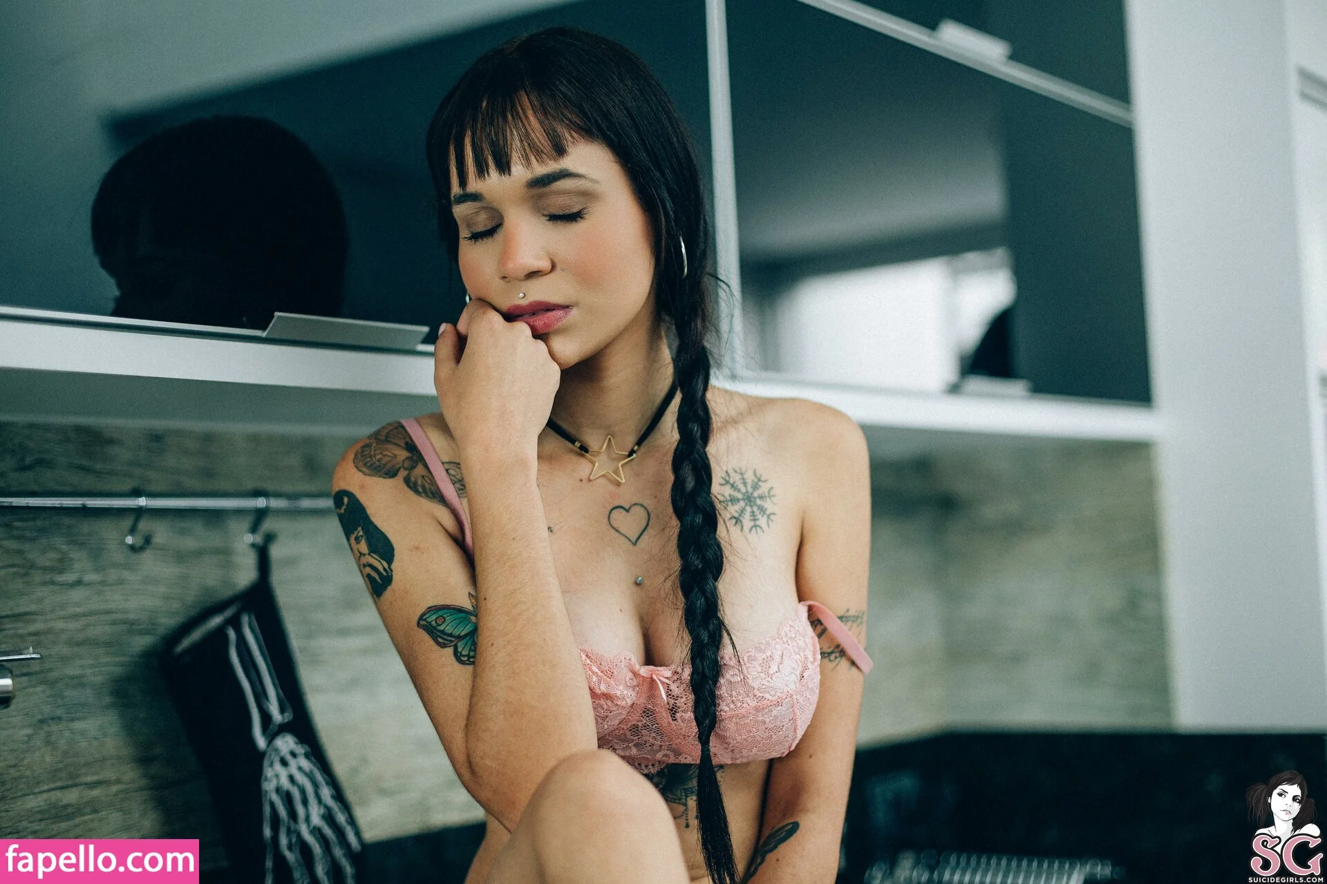 Ilana SG Onlyfans Photo Gallery 