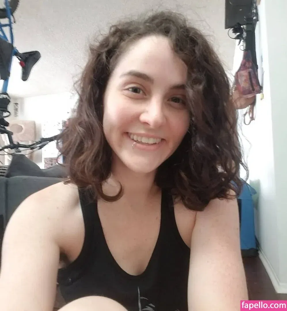 Pialoof Onlyfans Photo Gallery 