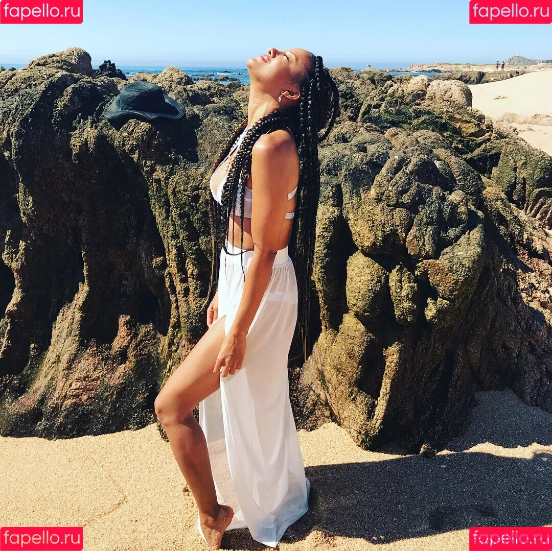Heather Hemmens Onlyfans Photo Gallery 