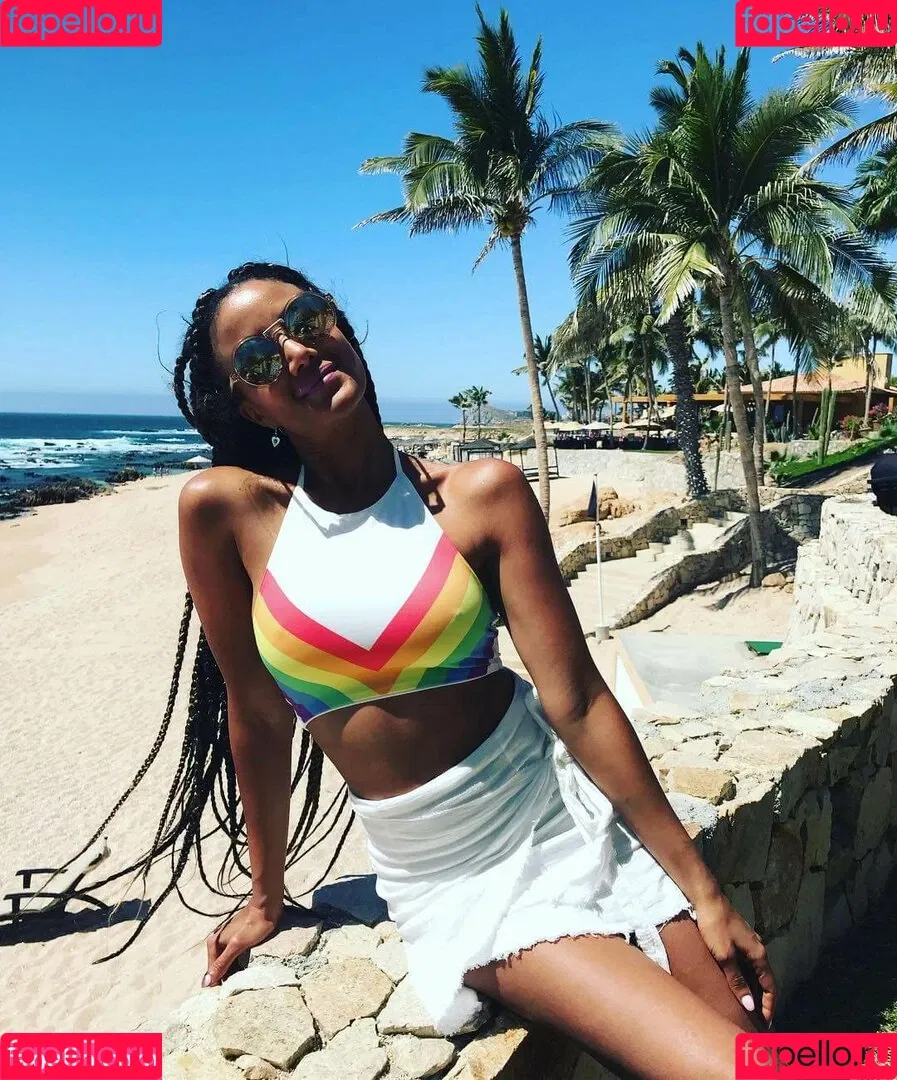 Heather Hemmens Onlyfans Photo Gallery 