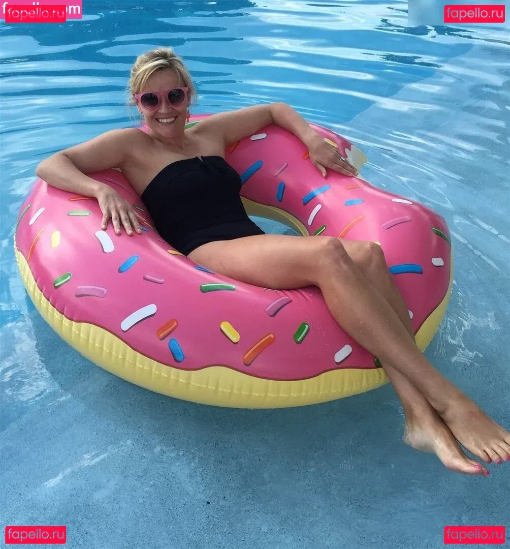 Reese Witherspoon Onlyfans Photo Gallery 