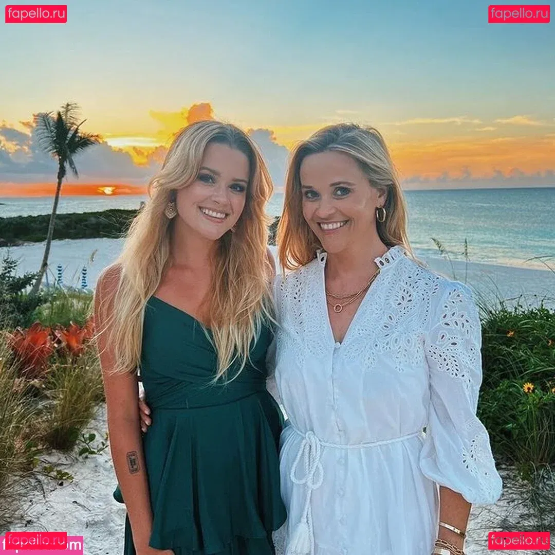 Reese Witherspoon Onlyfans Photo Gallery 