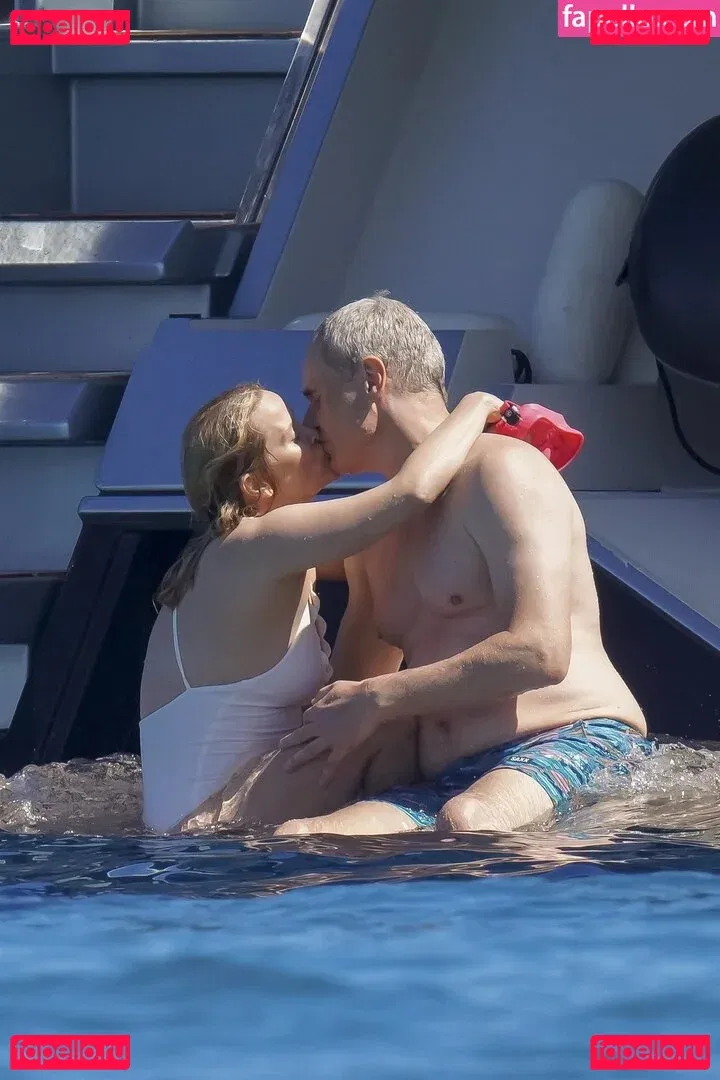 Reese Witherspoon Onlyfans Photo Gallery 