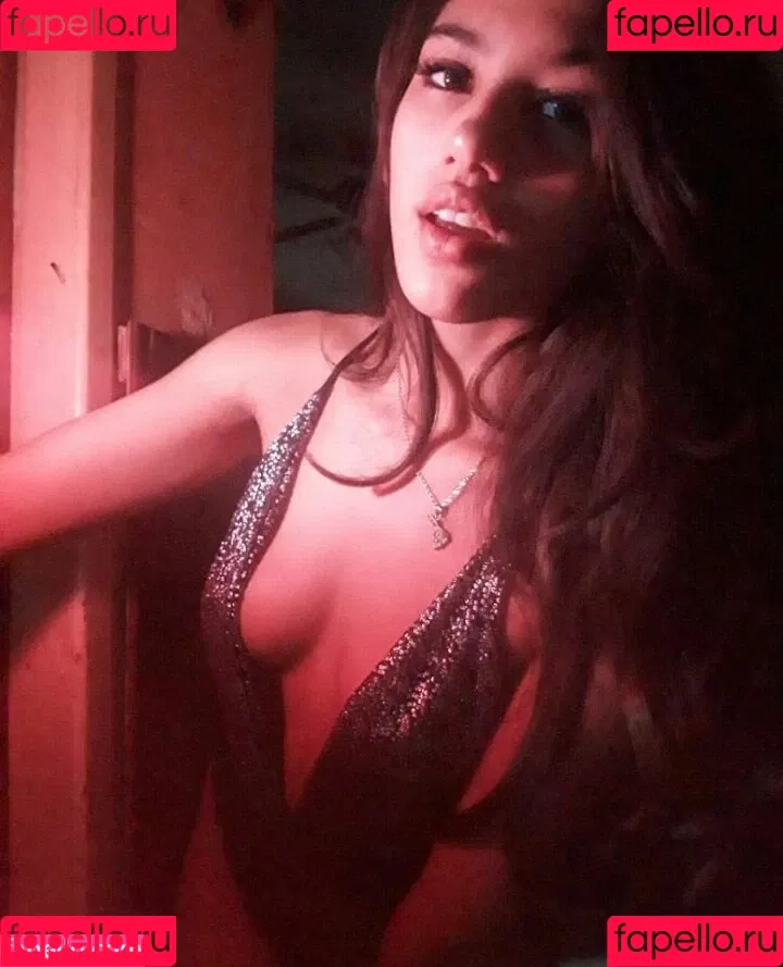 Floppy Abril Onlyfans Photo Gallery 