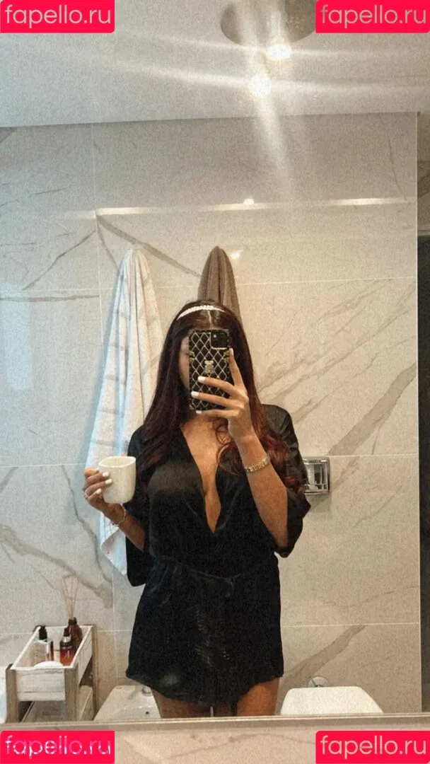 Floppy Abril Onlyfans Photo Gallery 