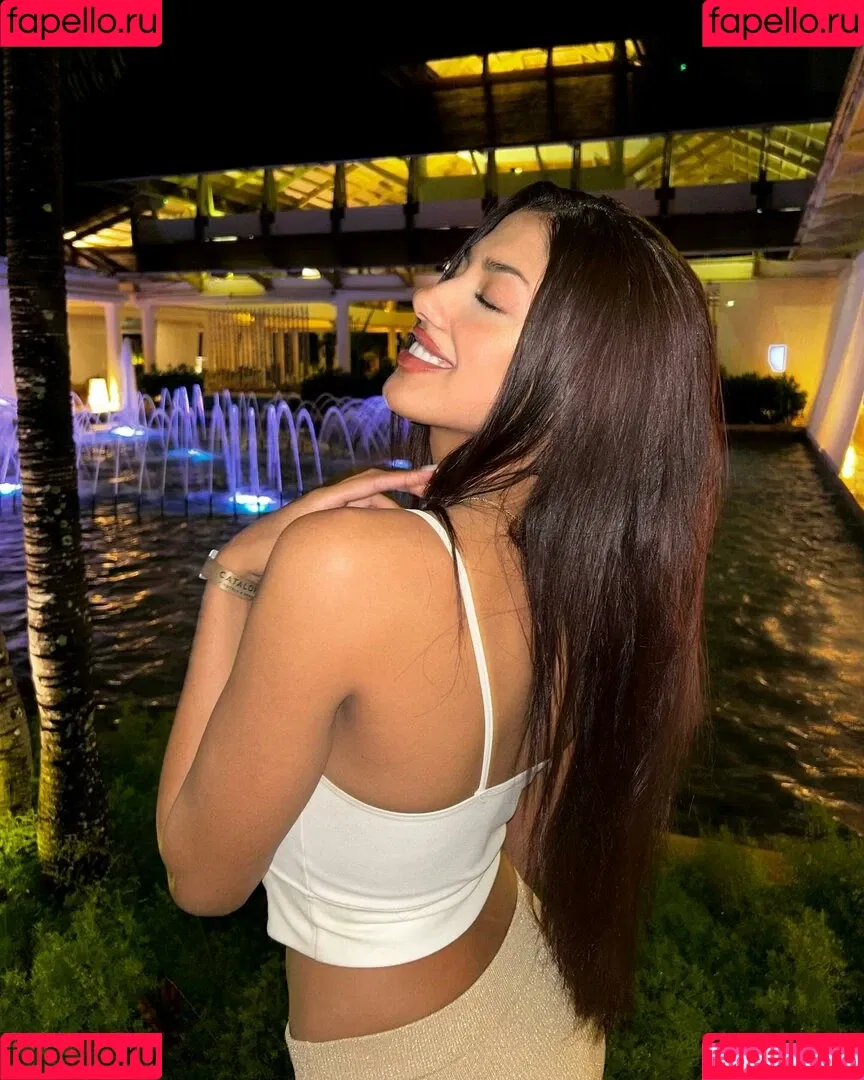 Floppy Abril Onlyfans Photo Gallery 