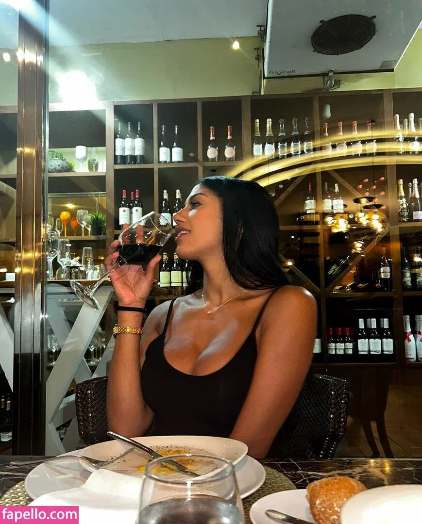 Floppy Abril Onlyfans Photo Gallery 