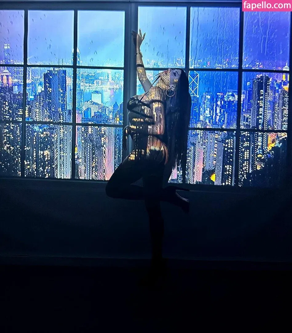 Floppy Abril Onlyfans Photo Gallery 