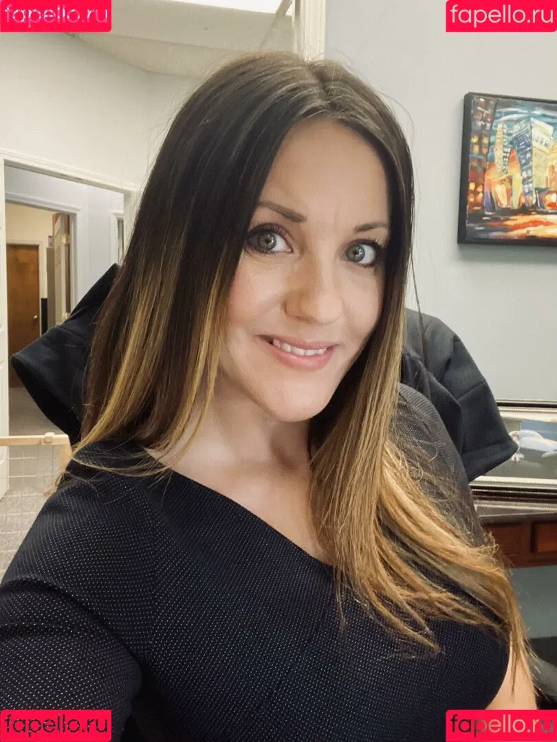 onegoodbumblebee Onlyfans Photo Gallery 